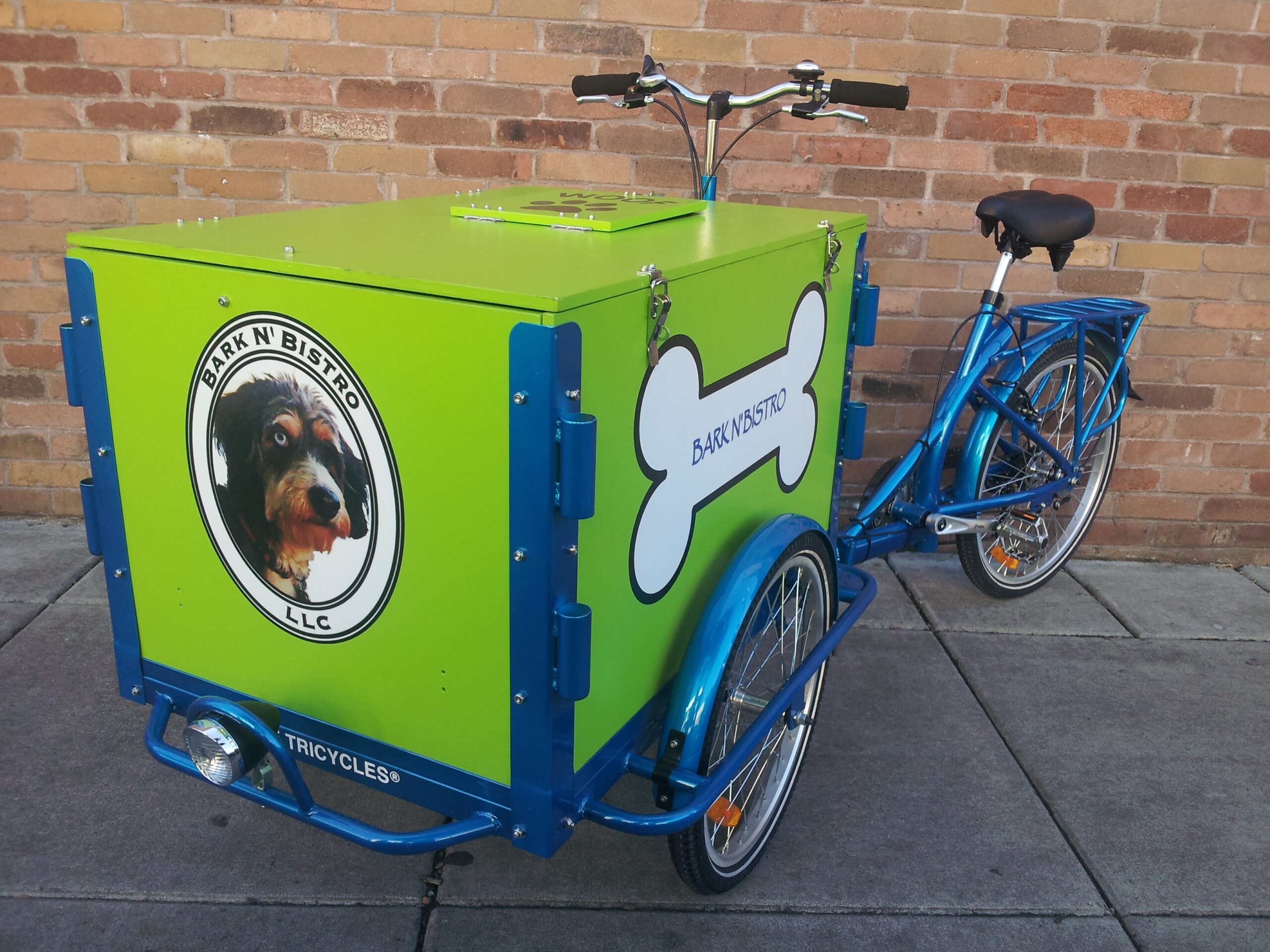 Icicle Tricycles Dog Food Bike
